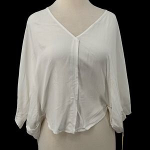 NWT Forever 21 Contemporary 3/4 Sleeve Flowy Pullover V-Neck Top‎ White Size XS
